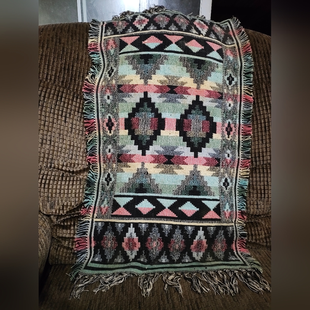 Aztec Boho Tapestry Wall Hanging Decor Multi Colored 34x19in Clean Beautiful